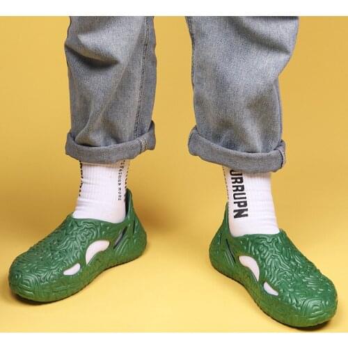 New Summer Casual Shoes Men Sandals Soft Mesh Couple Beach Slippers Men Swimming Sandal Foam Runners Comfort Flip-Flops Slipper