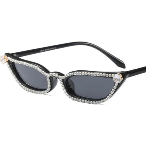 Luxury Brand Beautiful Fashion Rhinestone Cat Eye Sunglasses Ladies Vintage Narrow Small Retro Glasses UV400