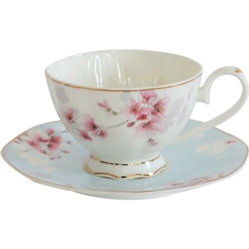 Creative Ceramic Tea Cup Set Cute Royal European Coffee Cup Set Porcelain Utensil Wedding Tazas De Cafe Kitchen Dining Bar E5