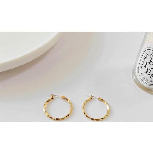 Euro-American Style Premium Texture Golden Splicing Hoop Earrings Exaggerated Minority Geometry Stud Earrings All-matching