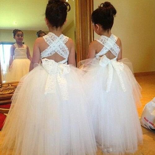 Flower Girls Dresses For Weddings Cross Straps Lace Tulle Floor Length Little Girls Wedding Gown
