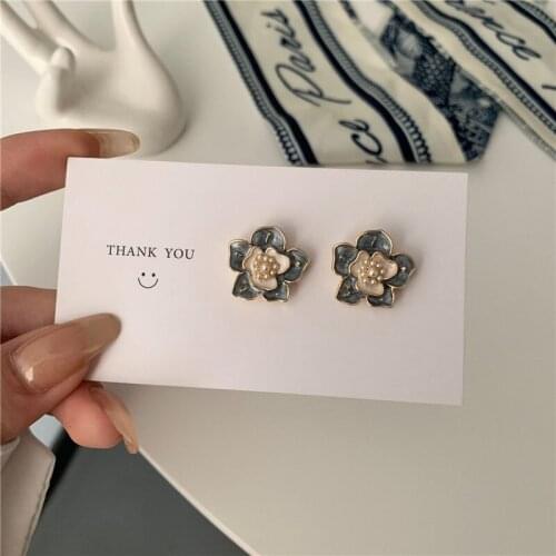 Vintage Elegant Flower Earring For Women Fashion Jewelry Accessories Classic Enamel Plant Stud Ear Gift