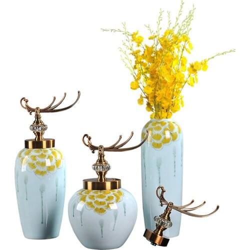 American New House Modern Dining Room Decoration Jingdezhen Ceramic Tabletop Big Flower Vases With Lid