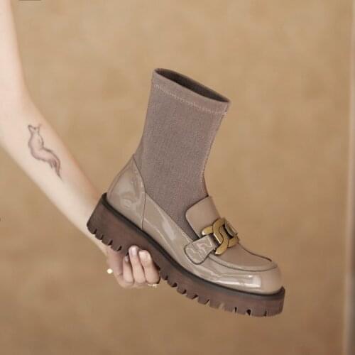 2021 Fashion Women Designer Boots Genuine Leather Women Platform Heels Boots Round Toe Solid Fall Shoes Women Winter Women Boots