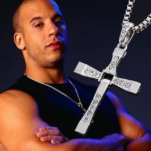 2021 Hot Sale Fast and Furious Movies Actor Dominic Toretto Rhinestone Cross Crystal Pendant Chain Necklace Men Jewelry gifts
