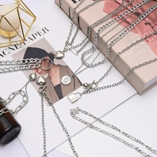 2021 Fashion Necklace For Women Heart Portrait Locking Rope Temperament Classic Alloy Material Chain Jewelry Gift Accessories