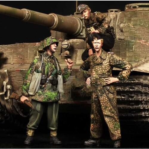 1/35 Resin Model Building Kit Tankers (No Tank)