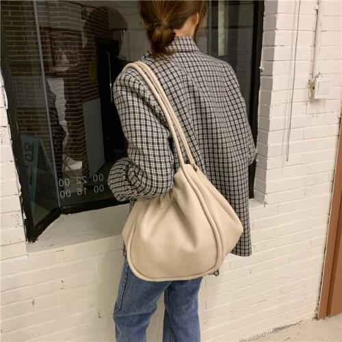 Luxury Designer New Women Clutch Bag Pleated Dumpling Shoulder Messenger Bag Small Cute Lady Crossbody cloud bag