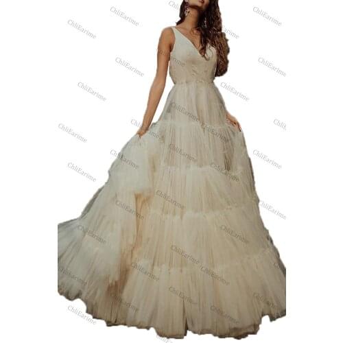 Light luxury dress with waistless backless V-neck fluffy laminated bath lace robe dress shooting new products