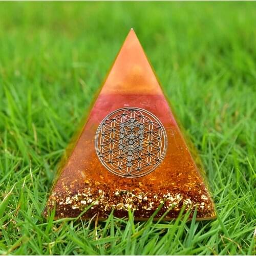 Orgonite Pyramid Home Decoration 7cm Citrine Style Resin Office Decorations Orgone Pendulum Meditation Yoga Development