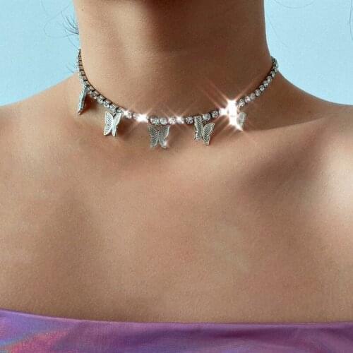 Trendy Cute Small Animal Pink Crystal Butterfly Pendant Necklace Women Butterfly Choker Necklace Jewelry Accessories