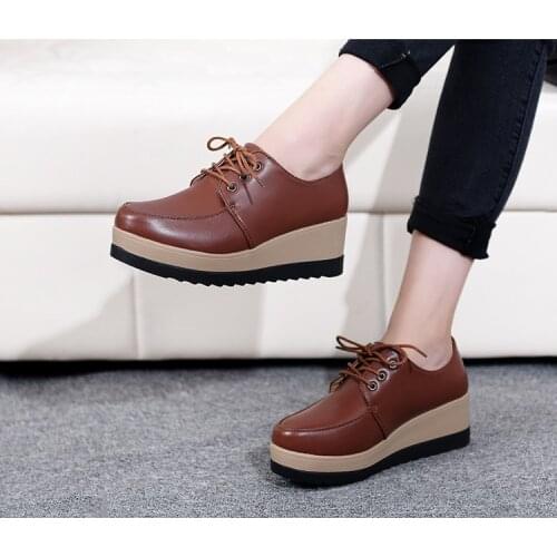 New Winter Spring Woman Oxford Shoes Pu Leather Lace Up Casual Shoes Platform Sewing Shoes Brown Black Flats shoes Large size