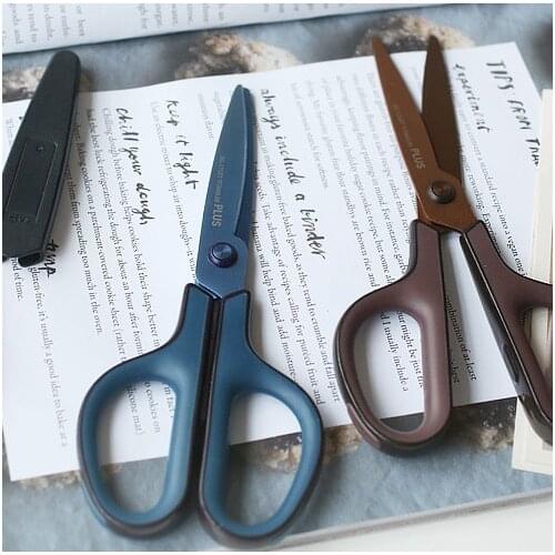1pc Japan PLUS SC-175STN 3D Sharp Titanium-plated Scissors 175ST Titanium-plated Non-sticky Scissors with Protective Cover