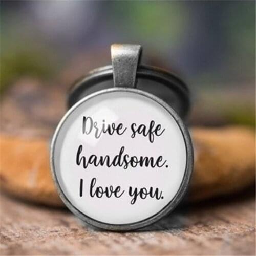 Fashion Jewelry Men Women Keyring Engraved Drive Boyfriend Girlfriend Gifts Keychain Safe Handsome I Love You Heart for Couples