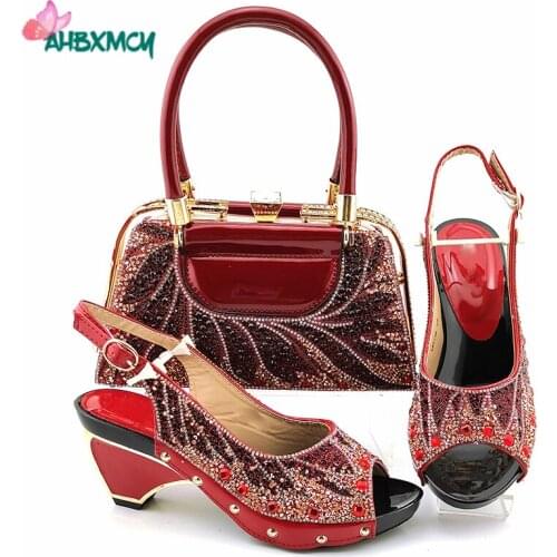 Wine High Quality New Arrivals Specials Nigerian Women Shoes and Bag Set Mature Style Wedding Sadnals with Shinning Crystal