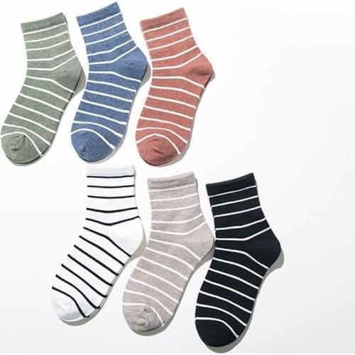 5 Pairs Autumn and Winter New Products Fashion Couple Women Tube Socks Striped Versatile Casual sports style casual Women Socks