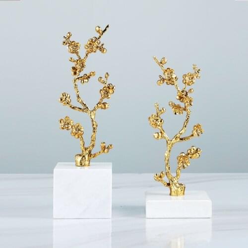 Luxury Nordic Modern Creative Lucky Golden Plum Blossom Art Decoration Living Room Office Desktop Crafts Home Decorations