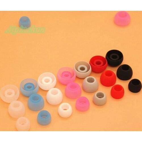 Aipinchun 300Pairs 4.5mm Silicone Earbuds Eartips Earplugs Cushion Replacement Headphone Ear Covers Tips For in-ear Earphone
