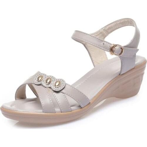 2021 New Summer Open Toe Sandals Rhinestone Genuine Leather Sandals Women Light Comfortable Wedges Sandals Women Trendy Sandals