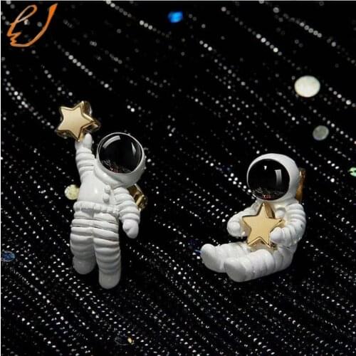 Creative Cute Earrings Design Starry Sky Space Star Earrings Astronaut Asymmetrical Small Stud Earrings For Women Girl Gift