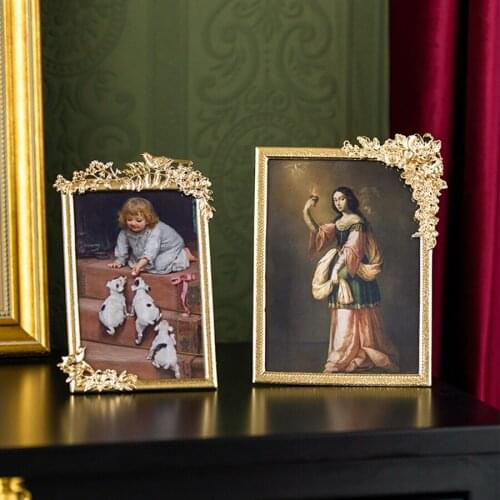 Metal Photo Frame Picture Frame Creative Modern Home Decoration Ornaments Living Room Desktop Classic Golden Flower Photo Frame