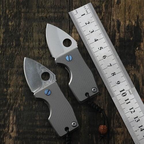 Outdoor D2 Steel Blade Damascus Folding Knife Keychain Mini Pocket knives Titanium Alloy Handle Camping Portable EDC Tool Knife