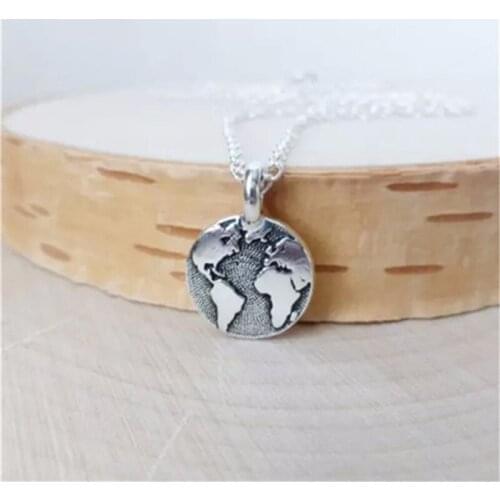 10pcs Antique Silver Globe World Map Pendant Choker Necklace Personality Elegant Statement Jewelry Women Tiny Dainty Necklace