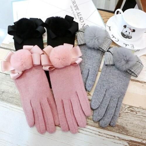 Winter Gloves Women Sweet Elegant Bow Rabbit Ball Wool Mitten Cute Thick Warm Gloves With Touch Screen Solid Pink Gray Black