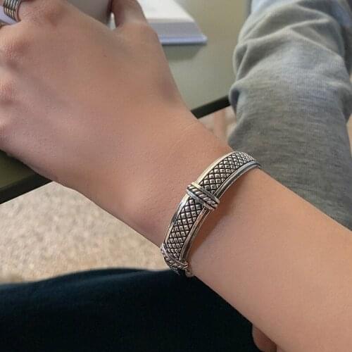 New Arrival 925 Sterling Silver Vintage Woven Mesh Heart Design Interior Bracelet Ins Fashion High Design Feel Bracelet