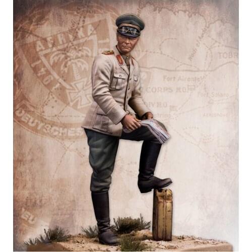 1/24 Resin Figure Building Kit Officer