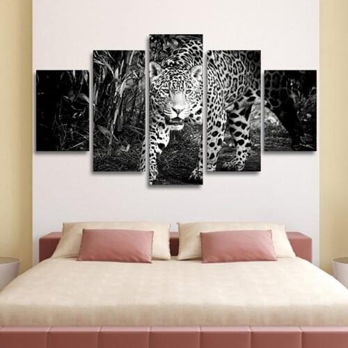 Posters Modular Picture Wall Art Home Decoration 5 Panel Animal Leopard Walk Framework Living Room HD Printed Modern Painting