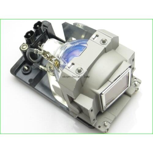 Projector lamp TLPLW6 for TDP-T250/TDP-TW300/TW300 with housing