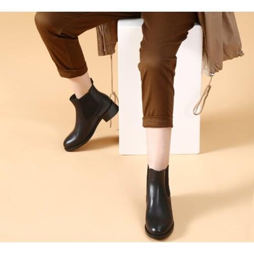 Donna-in Autumn New Genuine Leather Women Chelsea Boots Round Toe Med Heels Classic Slip-on Female High Quality Brand Shoes