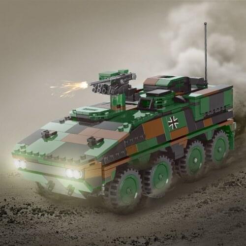 New Xingbao Germany Military Tank Series 808pcs GTK Boxer Armored Cavalry Carrier Fahrzeug Building Blocks MOC Bricks Boys Toys