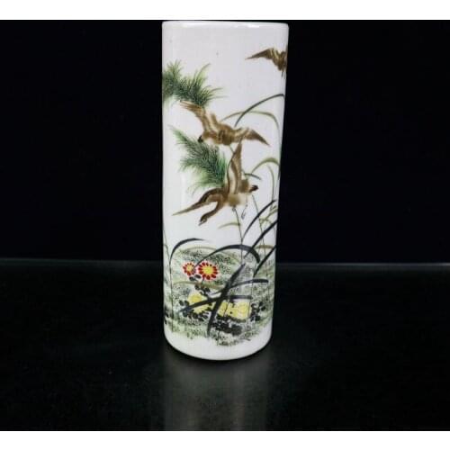 Early collection of porcelain Qianlong pastel flower and Bird Road gaoshenggao penholder home decoration office ornaments