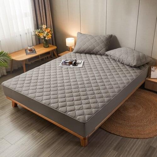 Explosive style quilted fit bed sheet protective cover thickened solid color mattress cover dustproof and waterproof bedspread