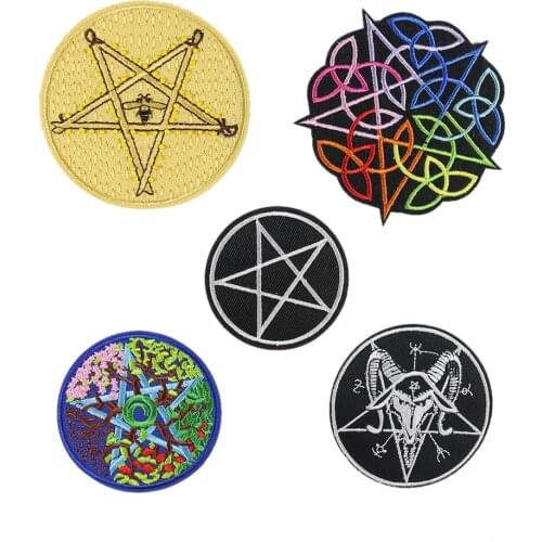 Moon Stars Ironing Embroidery Patches for T-shirt Pentagram Iron on Stripes Appliques DIY Clothes Stickers Clothing Round Badges