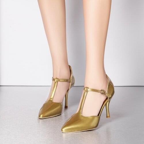 2018 Basic Mature Women Sandals Med Heels Summer White and Black Buckle Sandals Leather Women Heels Cover Heel Summer Sandals