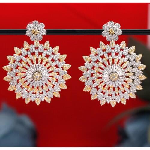 Flower Shape Women Fashion Earrings Cubic Zirconia Shiny Crystal Simple Style Trendy Popular Bridal Wedding Jewelry