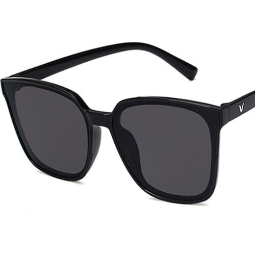 Vintage Oversized Square Sunglasses Women Brand Designer Luxury Retro Black Frame Sun Glasses for Women Female UV400 Shades