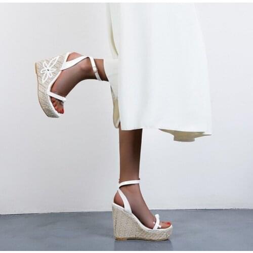 Wedge Heel Thick Bottom One Word Buckle New Sandals for Summer Women 699-11