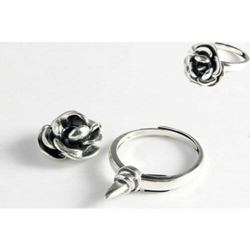 Anti-rape Rotation Roses Index Finger Ring Self-defense Protection Ring for Women
