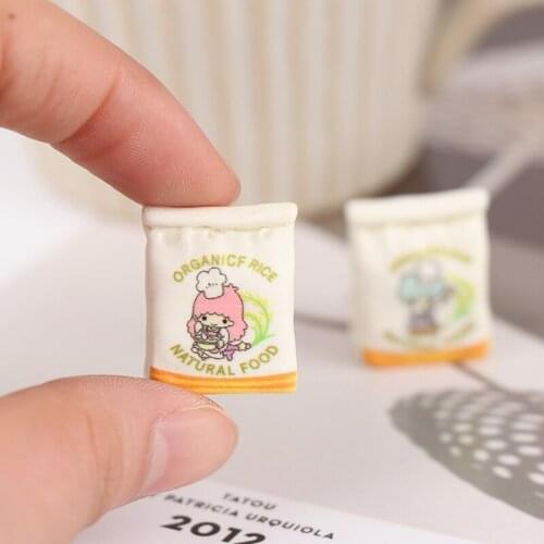 5 Pcs 1/12 Scale Miniature Dollhouse Flour Bag Mini Play Doll Food for Kids Pretend Kitchen Toys