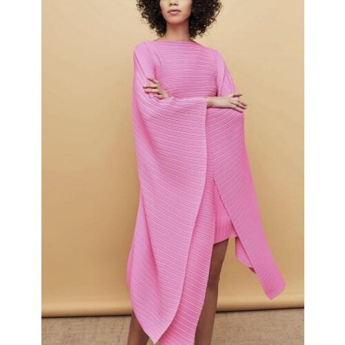 Designer Hot Pink/Lime Green Plisse Pleated Cape Mini Gown Crinkle Fuchsia Kimono Dress Party Occasion Tailored Asymmetric Dress