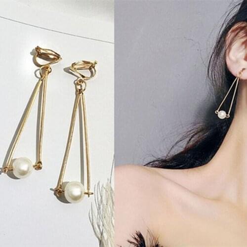 Fashion Simple pierced geometry triangle pearl ear clip for Women Korean Minimalist Earrings Jewelry Accessories wholesale