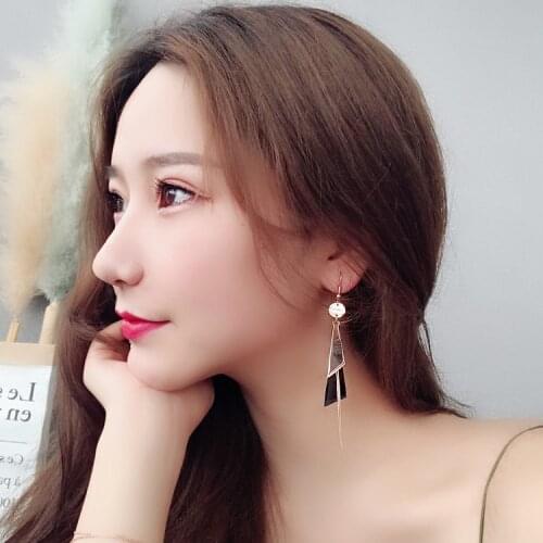 Titanium steel triangle geometry Earrings long tassel Earrings European and American temperament individual Earrings