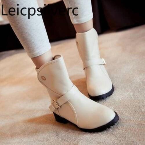 Womens Boots Autumn And Winter The New Round head belt bucke Thick heel Low-heeled Short tube Womens shoes plus size 34-43