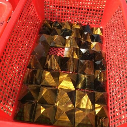 40mm 1pc Natural Tiger Eye Quartz Crystal Pyramid Chakra Stone Feng Shui Gemstone for Home Decor