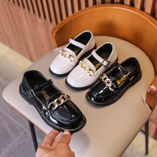Princess Elegant Party Girl Shoes To School Fashion Metal Chain ChildrenS Sneakers Girl Kids Flat Sole Leather Shoes 6 Year Old