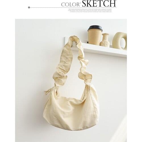 INS Fashion Solid Color Drawstring Casual Nylon Messenger Handbag Customized Cute Dumpling Plicated Women Travel Ruched Purse